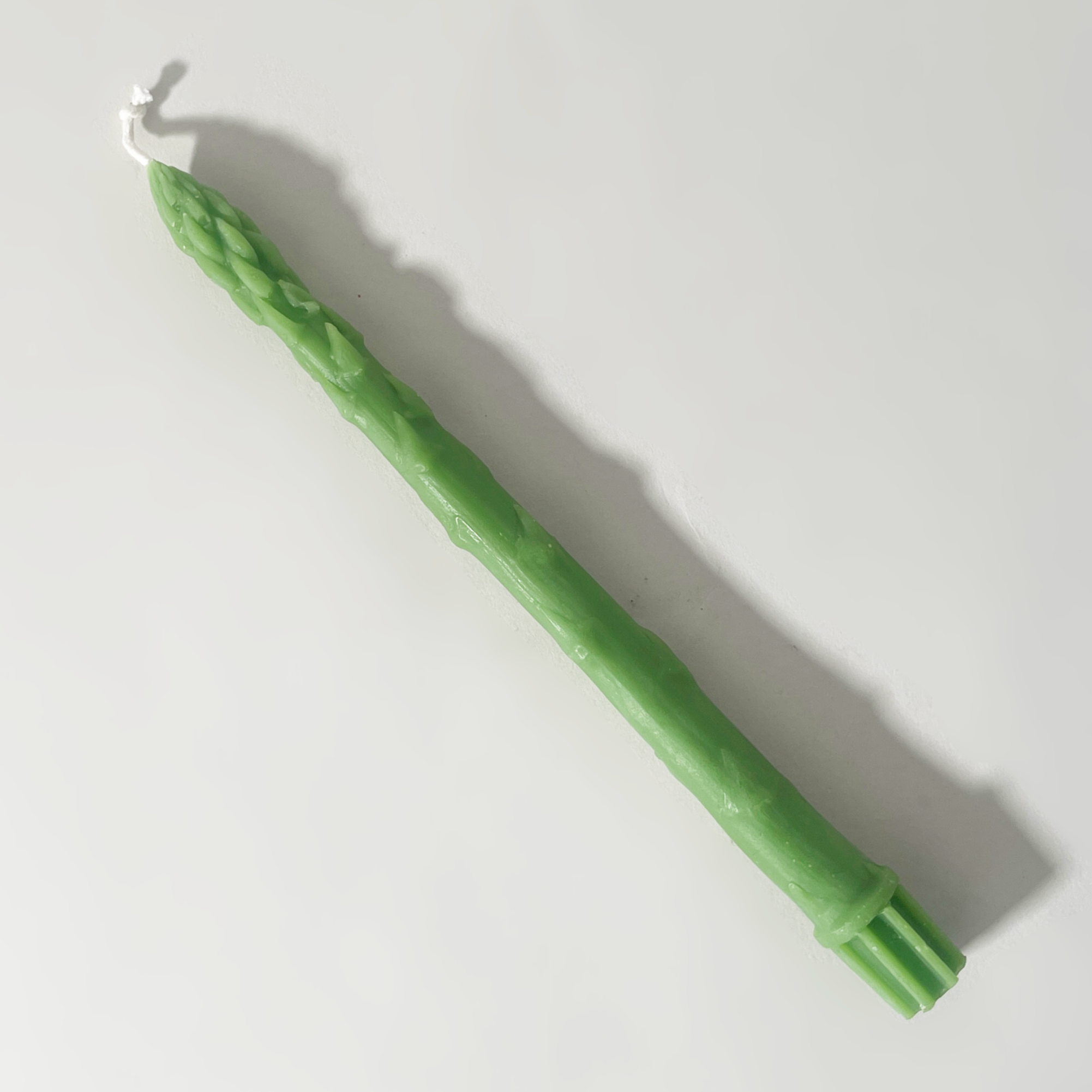 Artifaqt Asparagus-Shaped Pure & Aromatic Beeswax Taper Candle