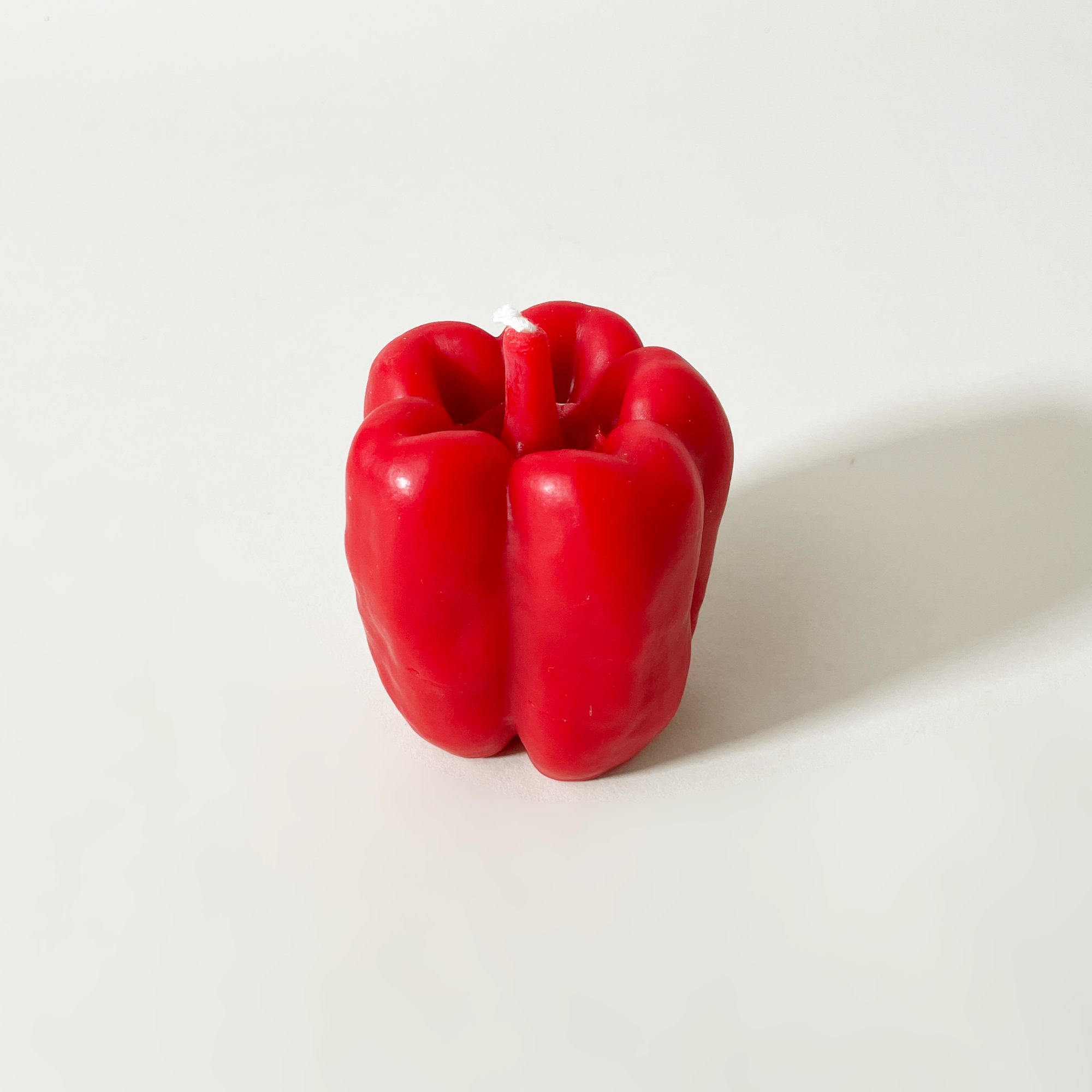 Artifaqt Bell Pepper-Shaped Pure & Aromatic Beeswax Candle, Red