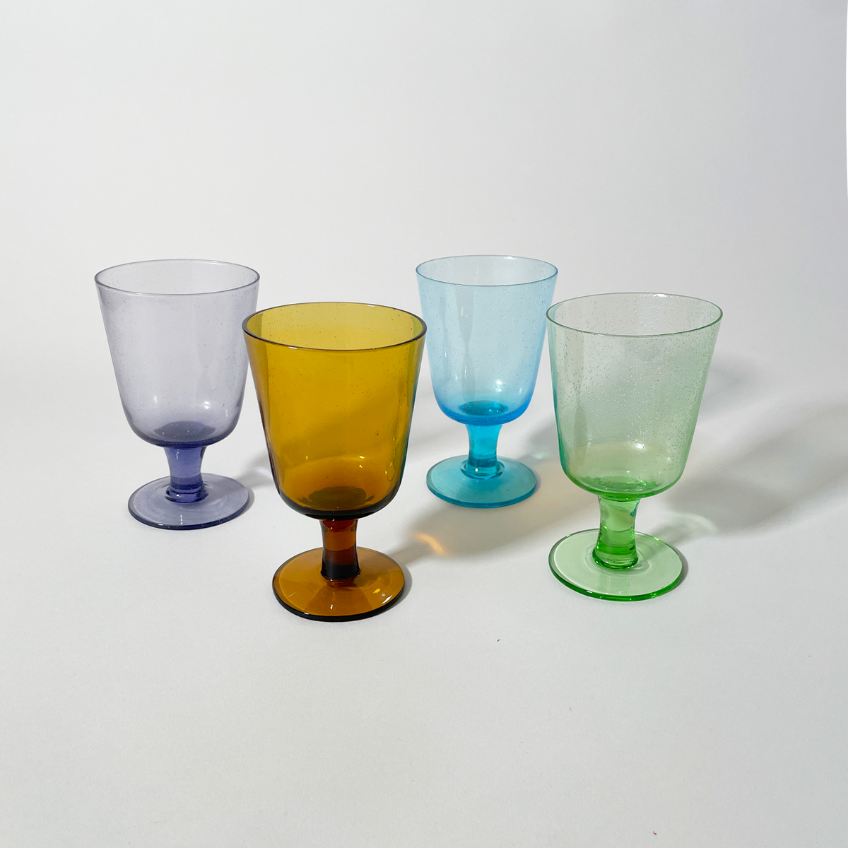 British Colour Standard Hand-Blown Wine Glasses – R&D Goods
