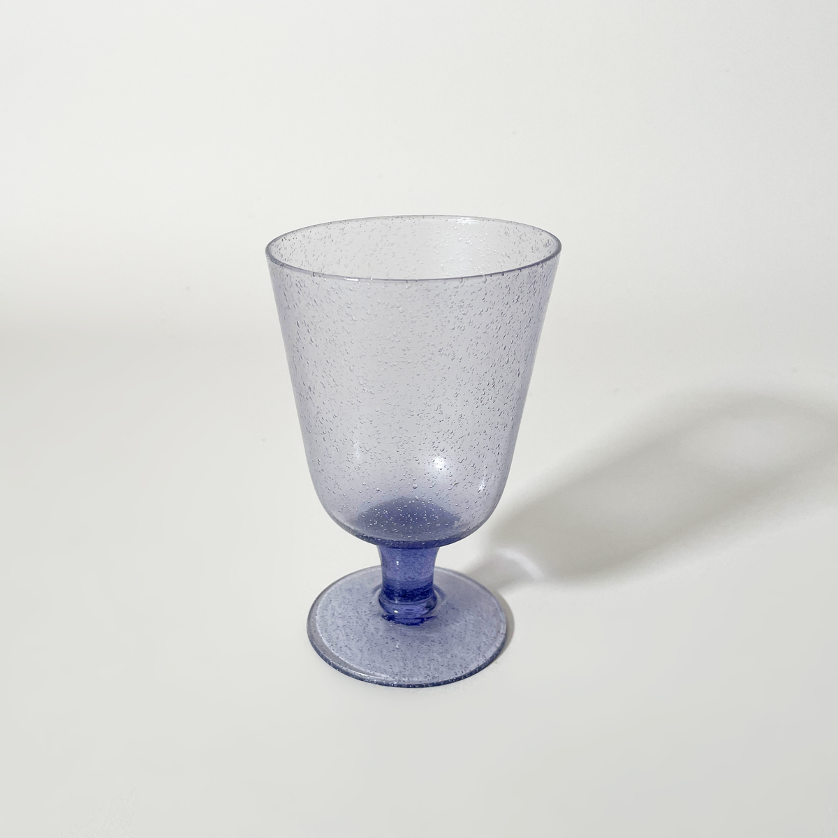 British Colour Standard Hand-Blown Wine Glasses – R&D Goods