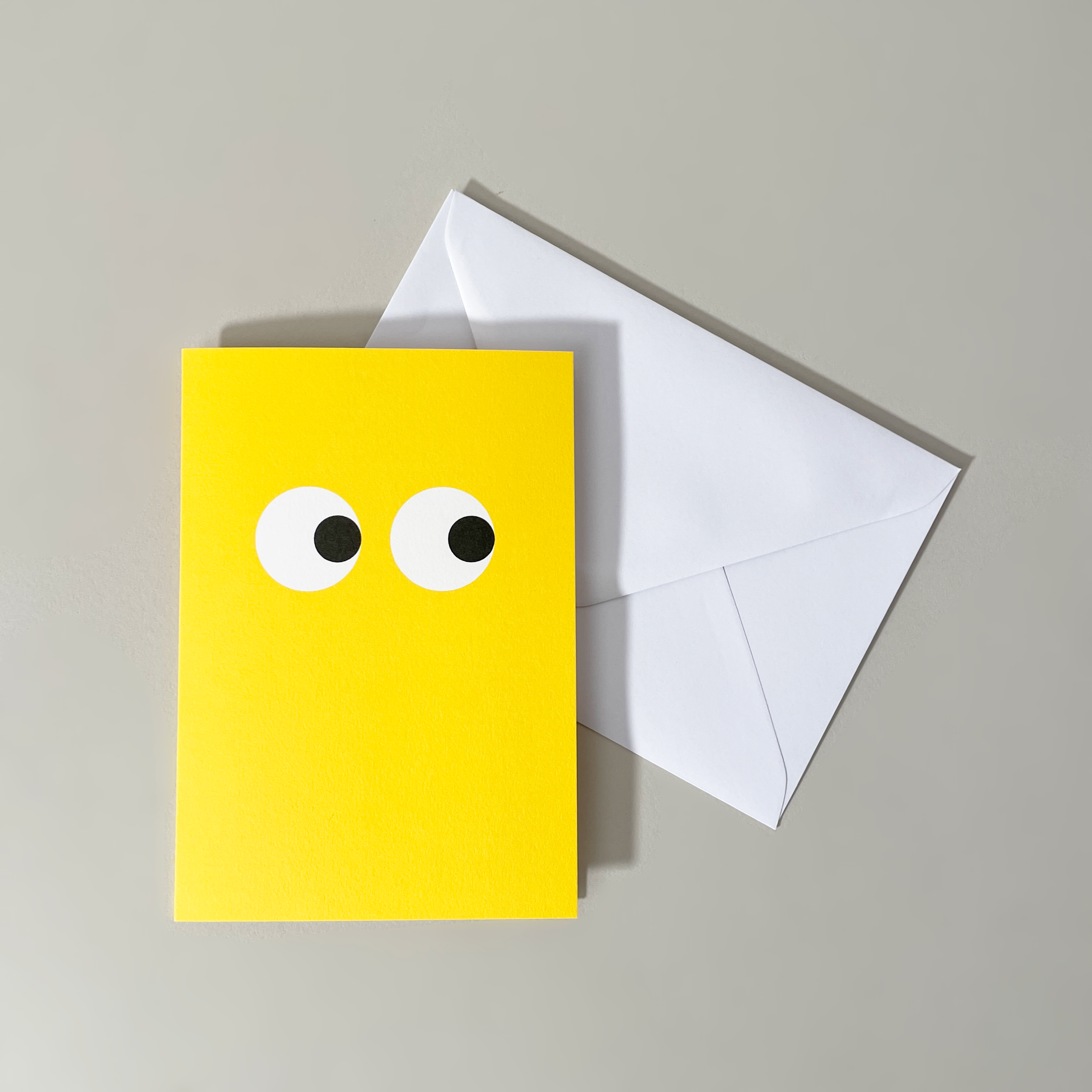 Graphic Factory Looking Eyes Greeting Card – Sustainable & Stylish