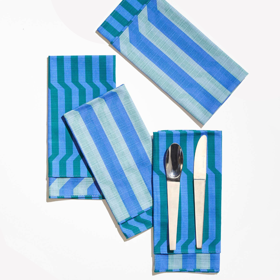 Tortuga Forma Double Sided Dinner Napkin Set, Marine Stripe - 100% Cotton Shantung, 18.9" x 18.9"