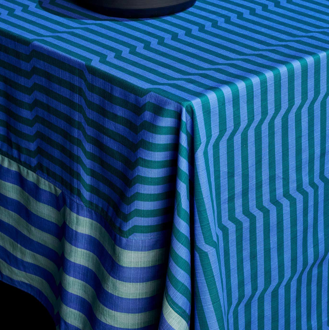 Tortuga Forma Reversible Tablecloth, Marine Stripe – 100% Cotton Shantung - Side 2