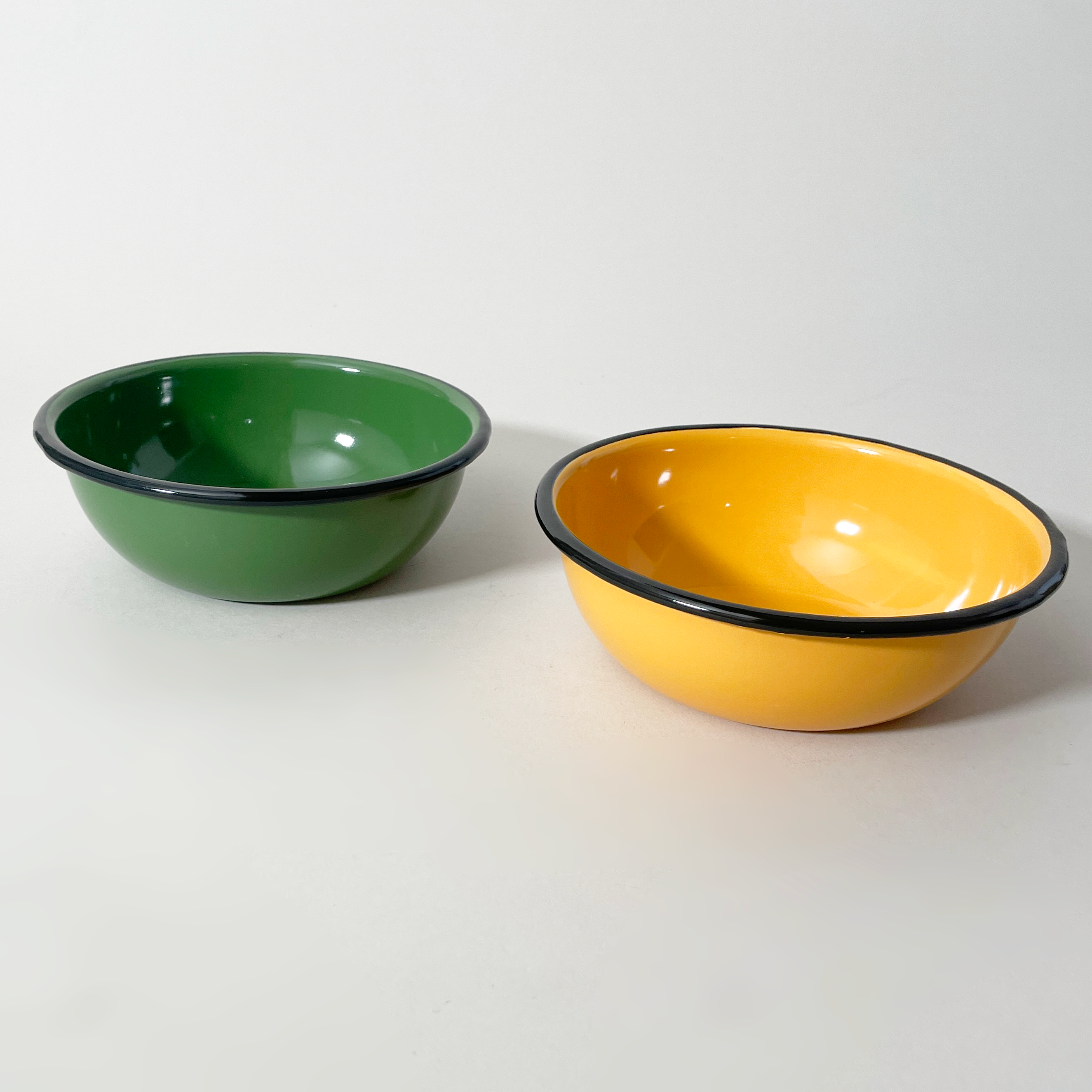 Utilitario Mexicano Enamelware Salad Bowl, Nopal Green & Mustard Yellow