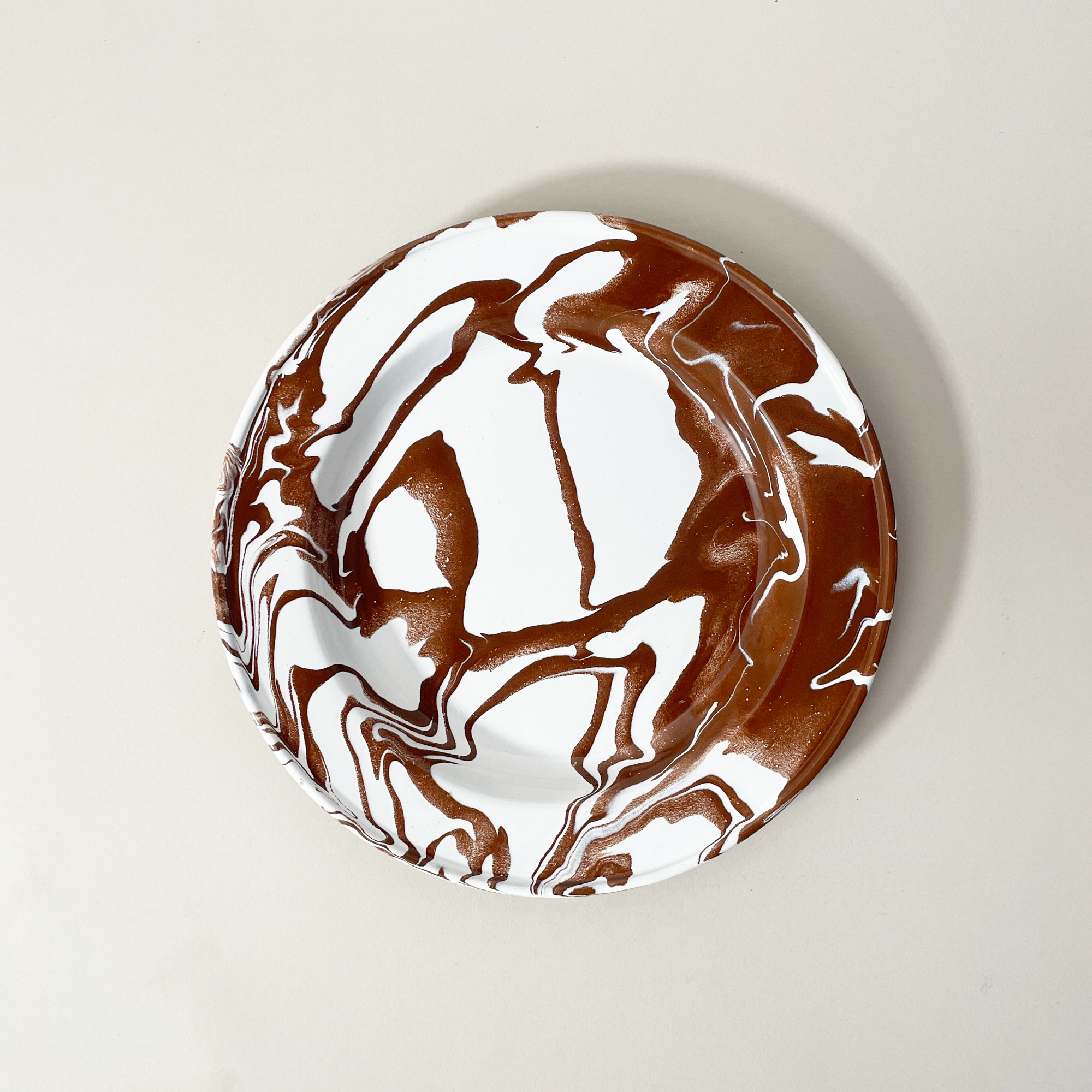 Artesano Iron Works Marbled Enamelware Plate 10", Brown
