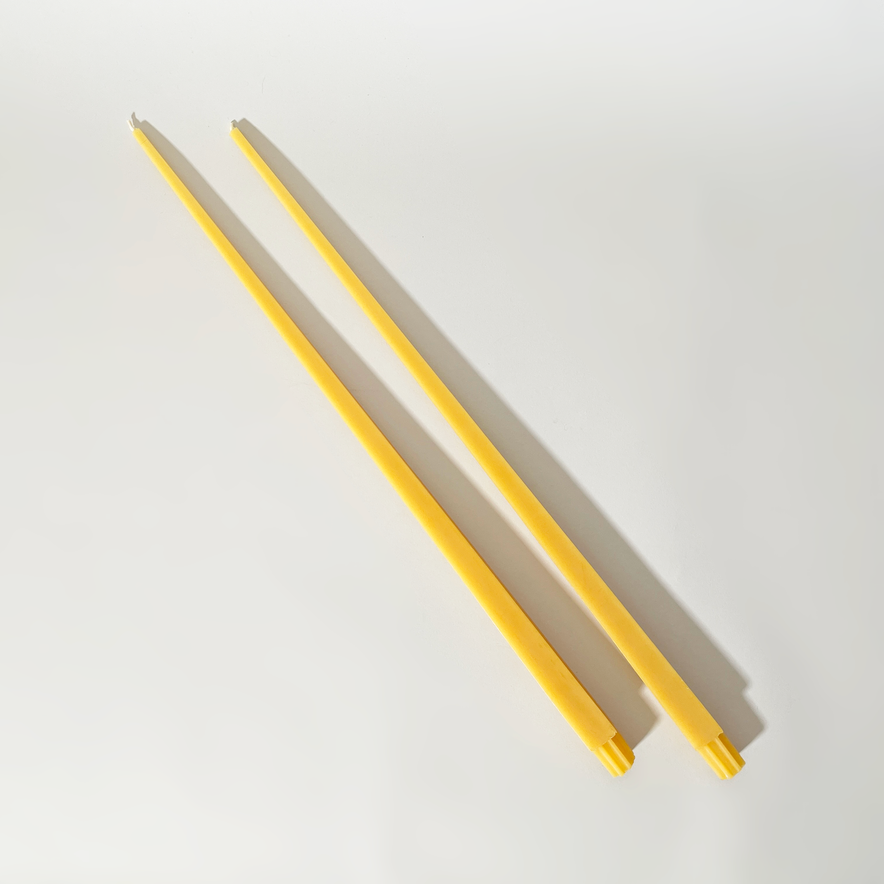 20" Beeswax Taper Candles, Set of 2