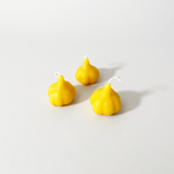 Artifaqt Garlic-Shaped Pure & Aromatic Beeswax Candle