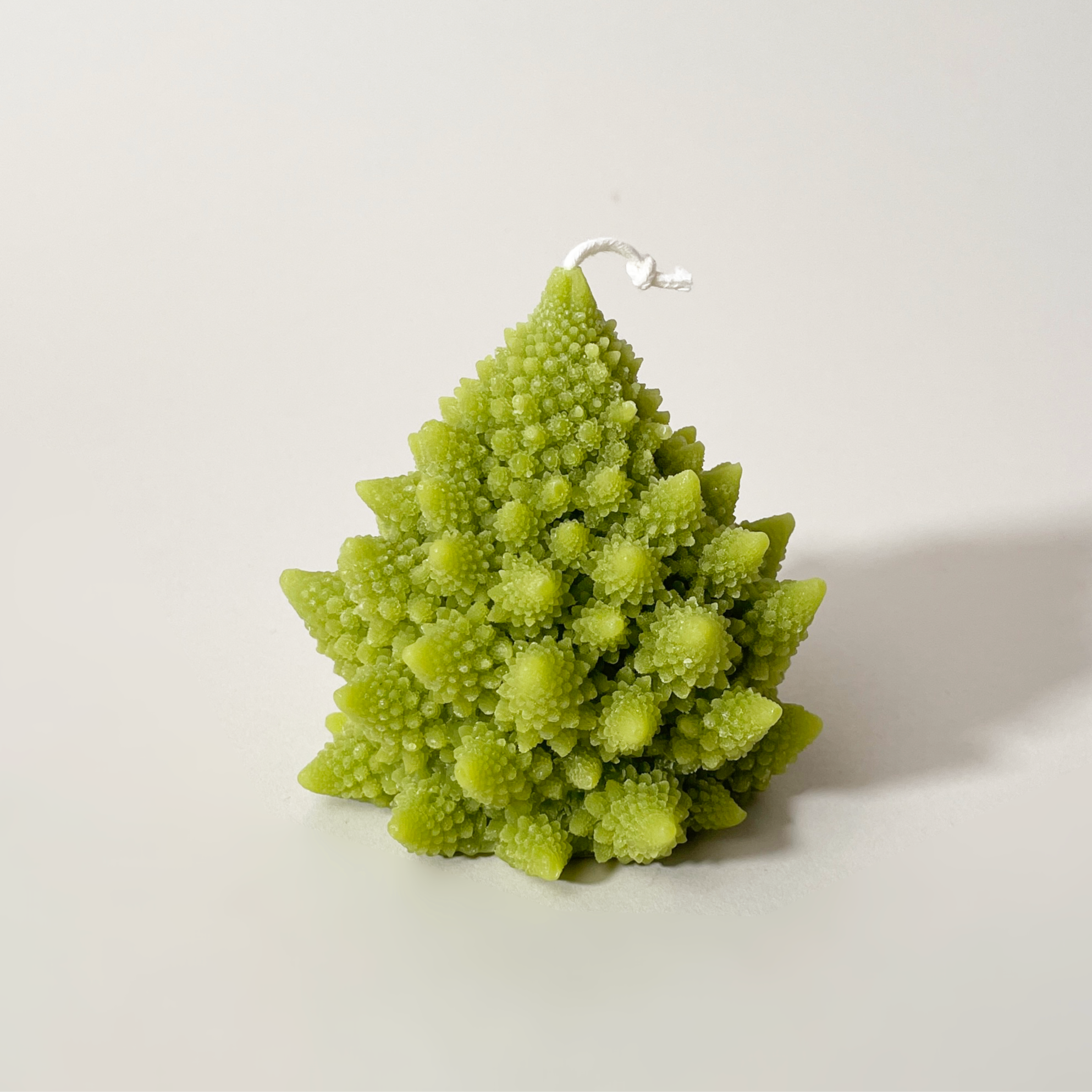 Artifaqt Romanesco-Shaped Pure & Aromatic Beeswax Candle
