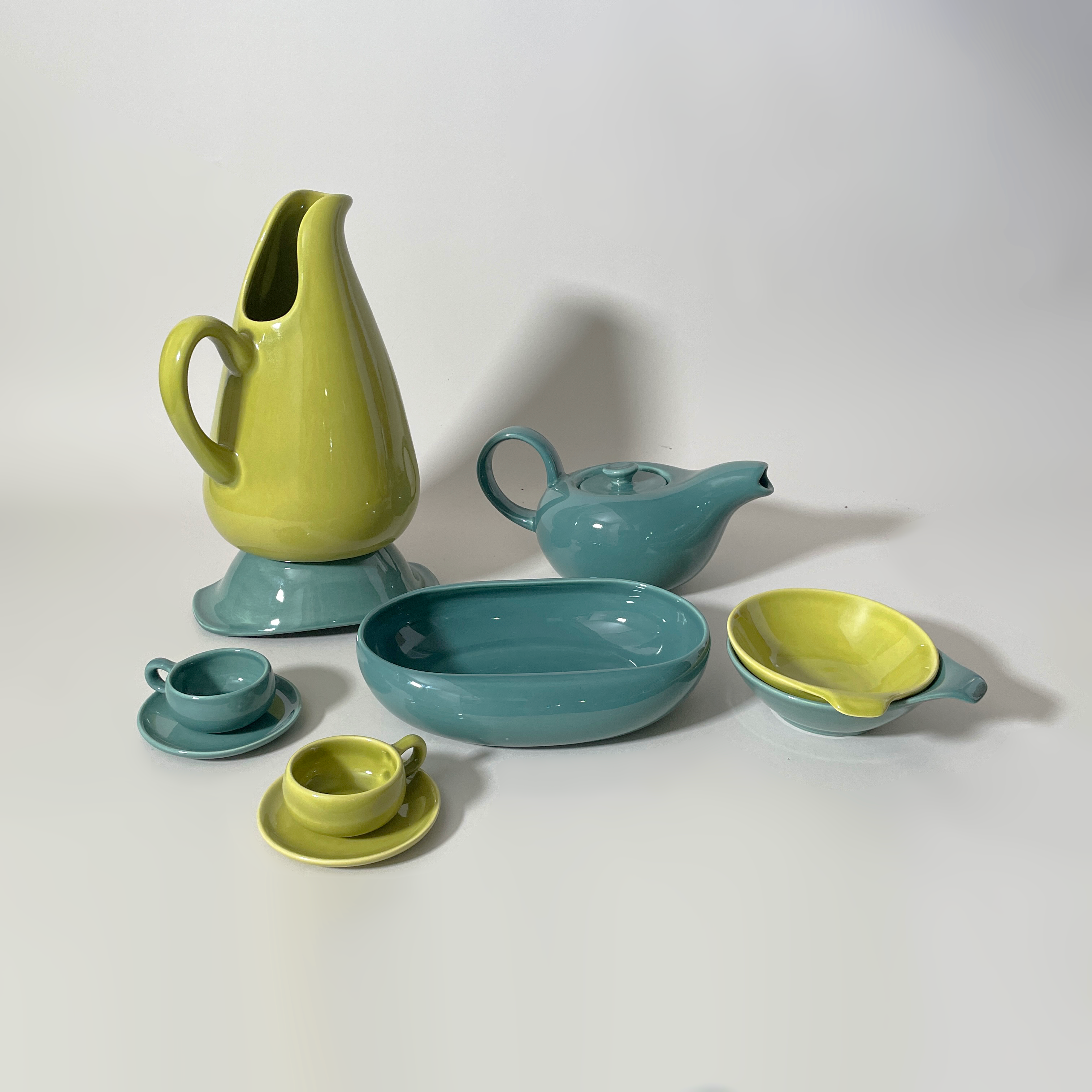 "American Modern" Teapot