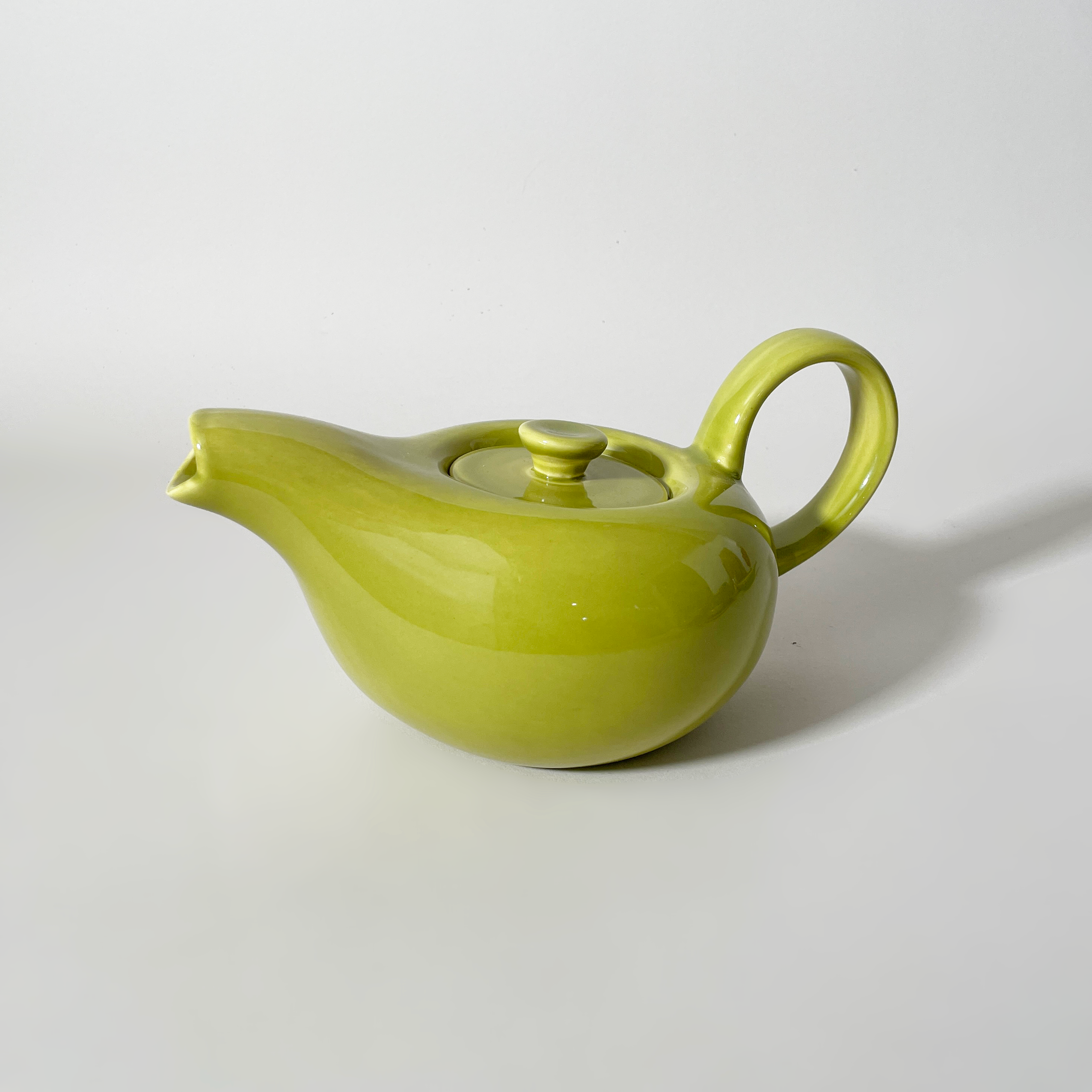 "American Modern" Teapot