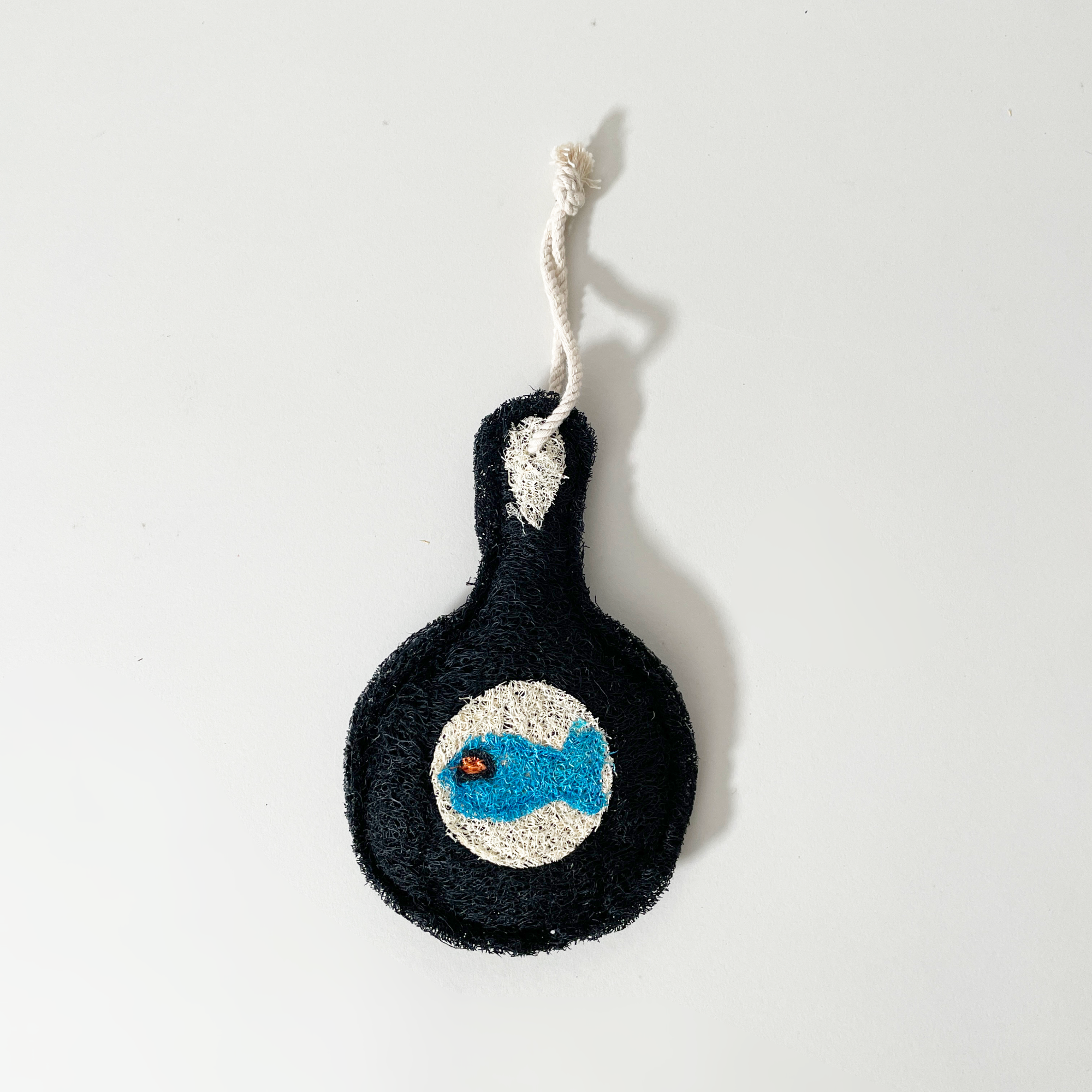Fish Fry Skillet Biodegradable Loofah Sponge – Eco-Friendly Scrubber