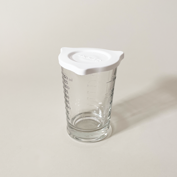 Fox Run Brands Anchor Hocking Triple Pour Measuring Glass with Lid
