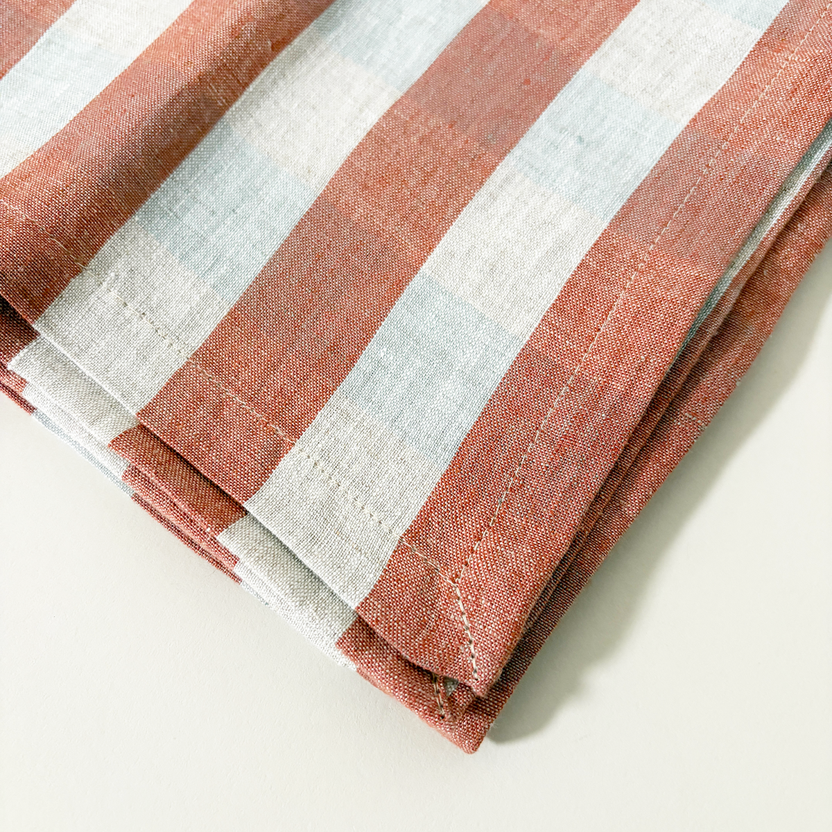 Linen Gingham Tablecloths