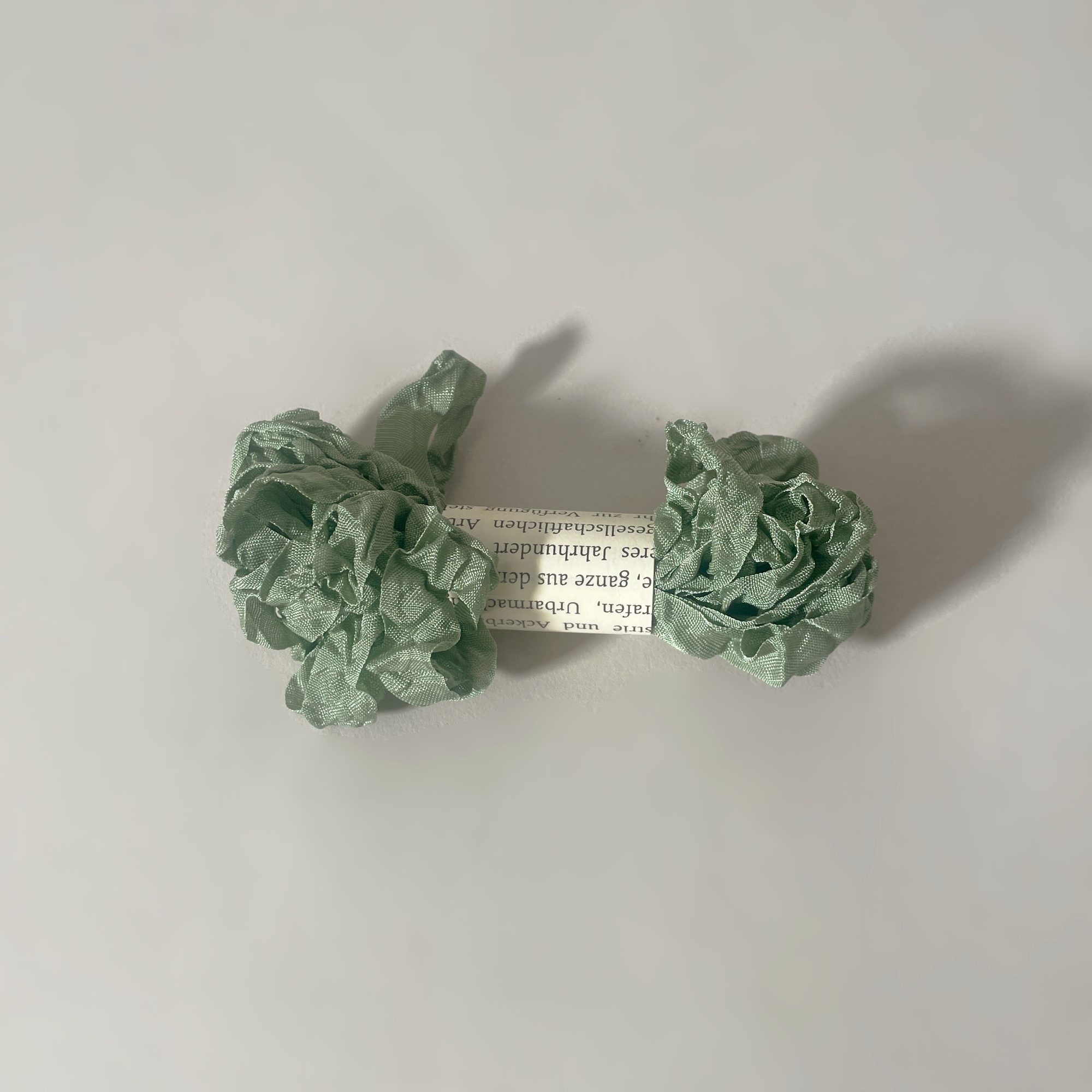 RiverHaus Crinkled Ribbon Bundle Metal
