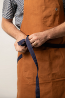 TIL Brown/Garam Apron with Navy Straps, Detail