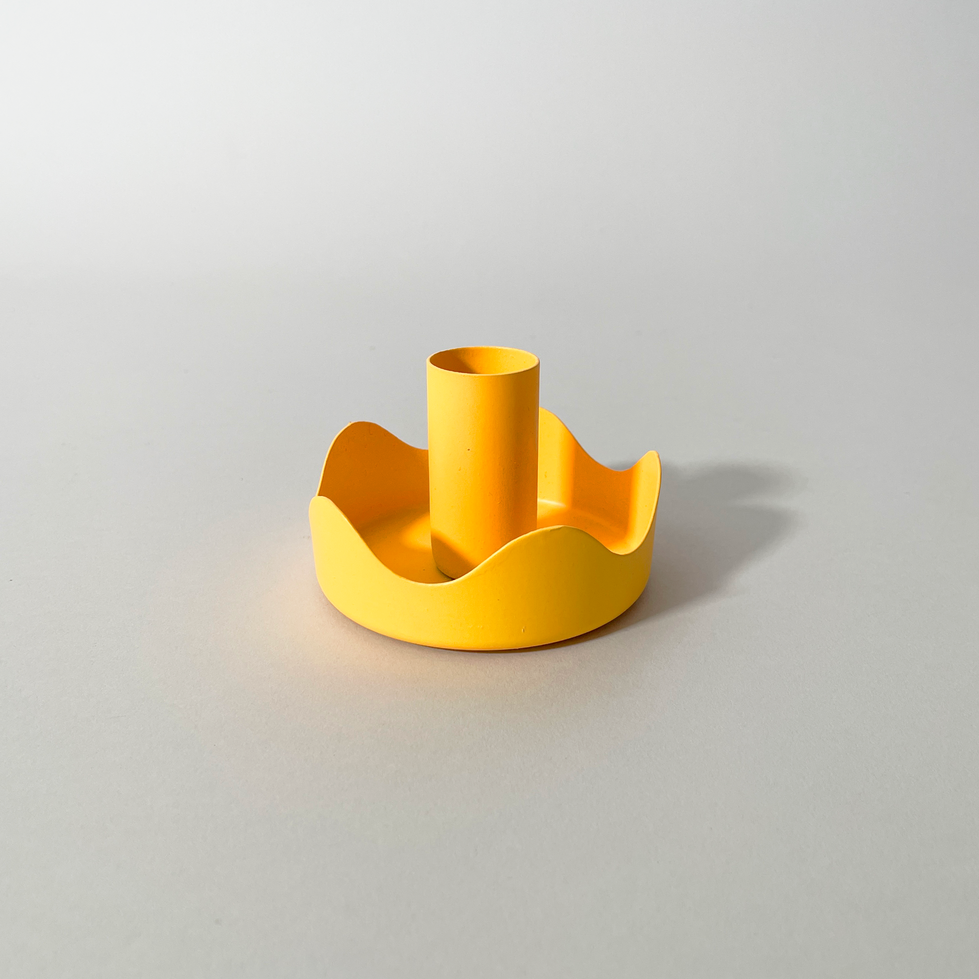 The Colour Emporium Wavy Powder-Coated Metal Candle Holder, Yellow