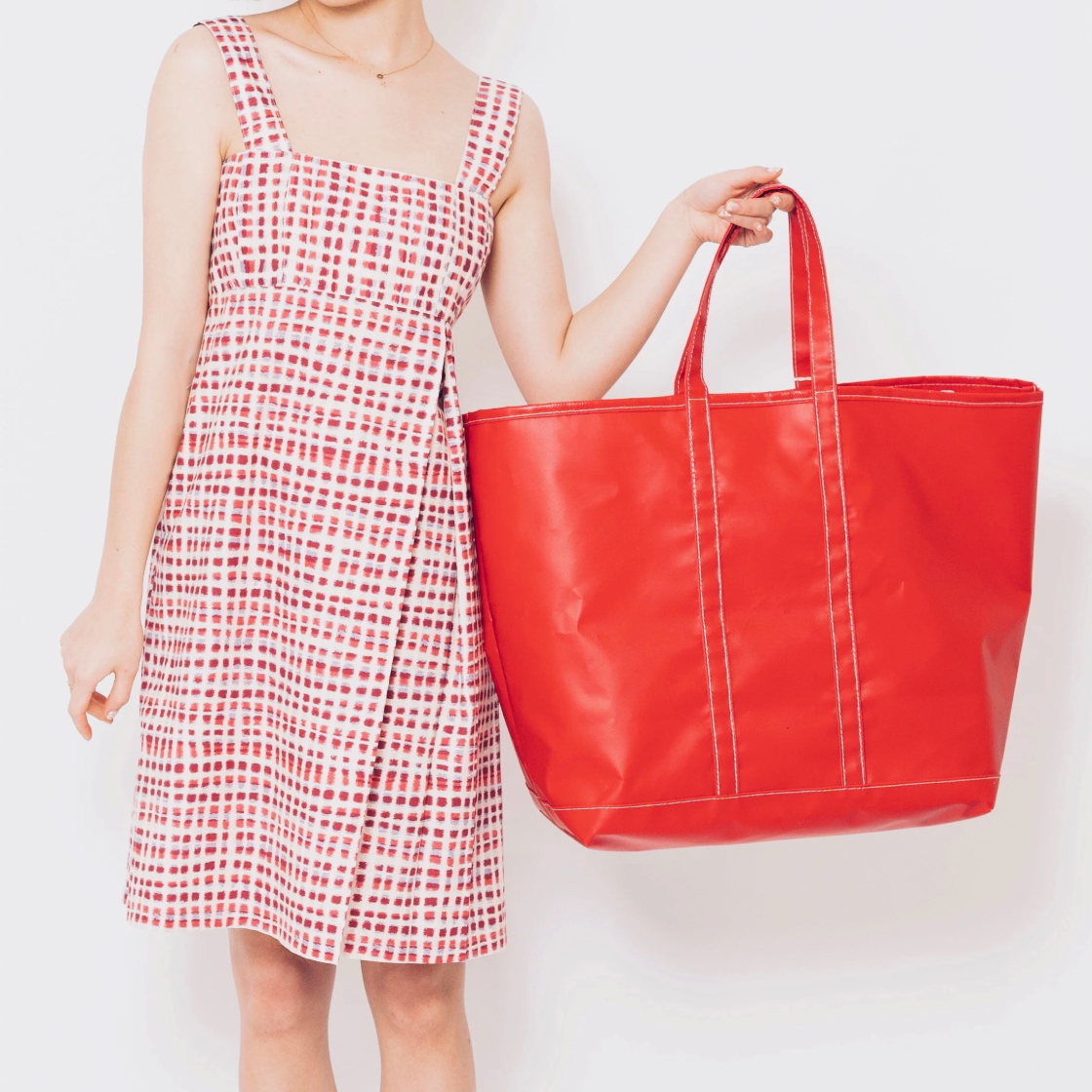 Utility Canvas Rigger Tote, Red – Durable, Waterproof Bag