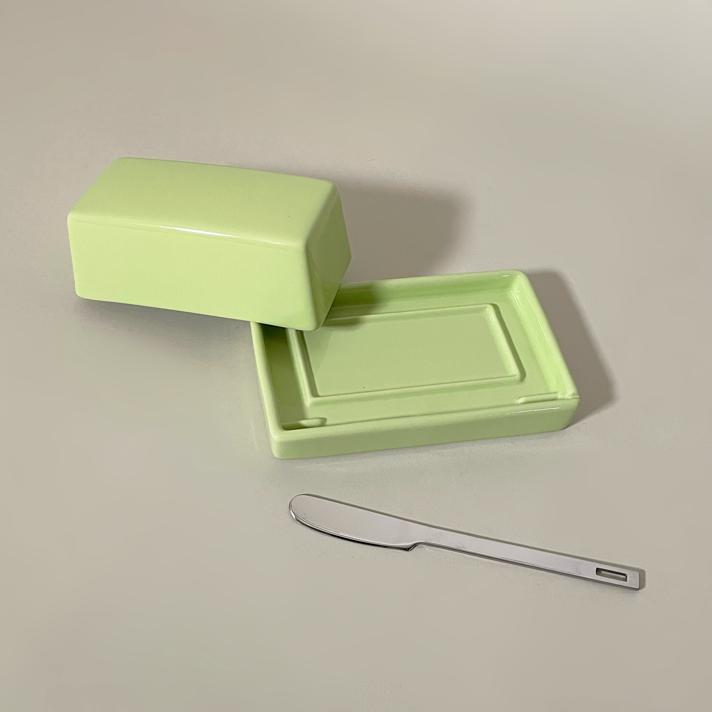 Lidded Ceramic Butter Dish With Knife, Kiwi